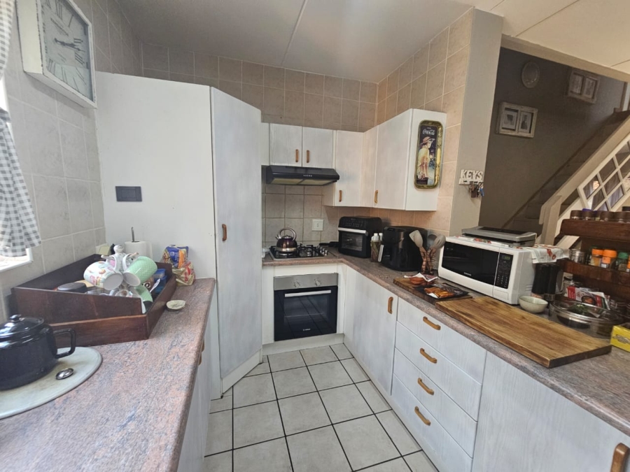 3 Bedroom Property for Sale in Safari Gardens North West